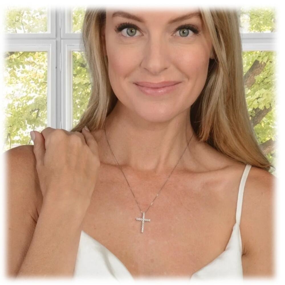 Diamond Muse Diamond Cross Necklace 1/4 Carat Sterling Silver - Picture 4 of 8